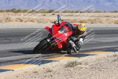 media/Jan-13-2025-Ducati Revs (Mon) [[8d64cb47d9]]/2-A Group/Session 4 (Turn 15 Inside)/